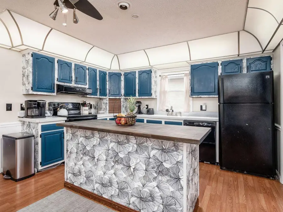 637 E Sandusky Avenue, Bellefontaine, OH 43311 - Image #2