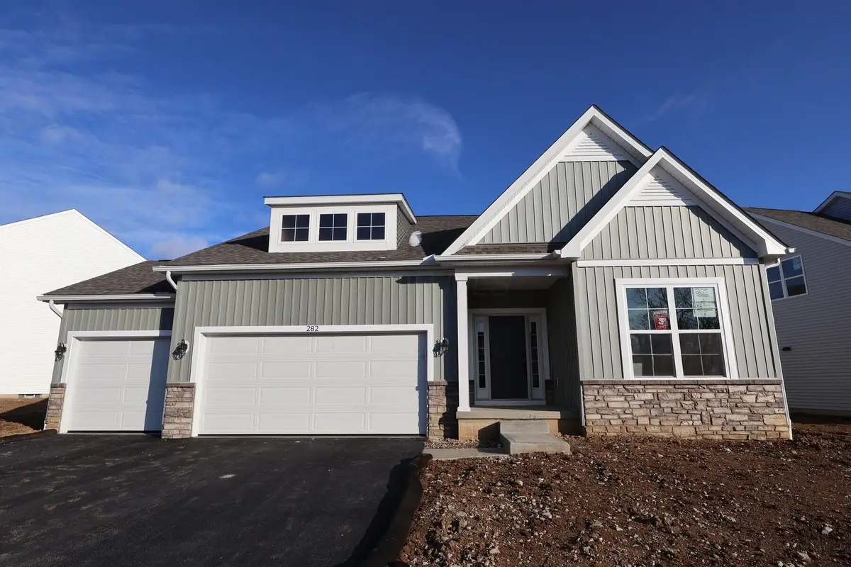 282 Olympic Loop, Commercial Point, OH 43116 - Image #1