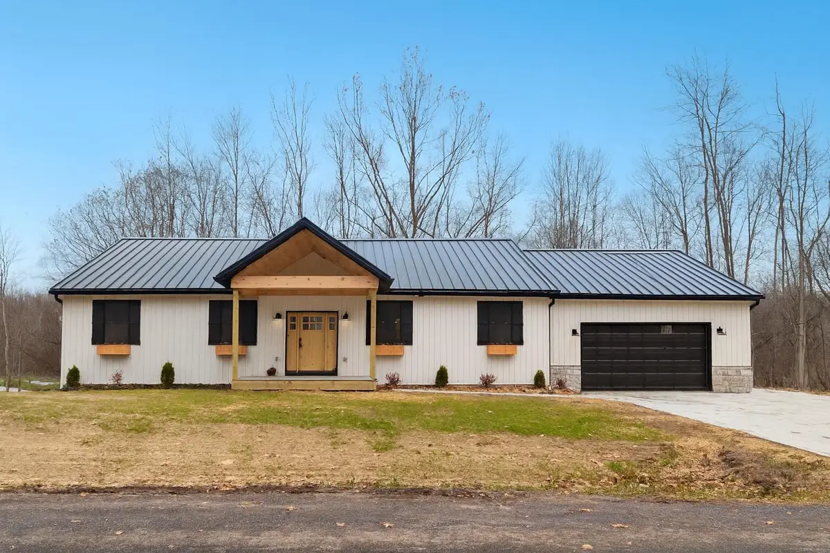 670 Berry Road, Howard, OH 43028 - Image #1