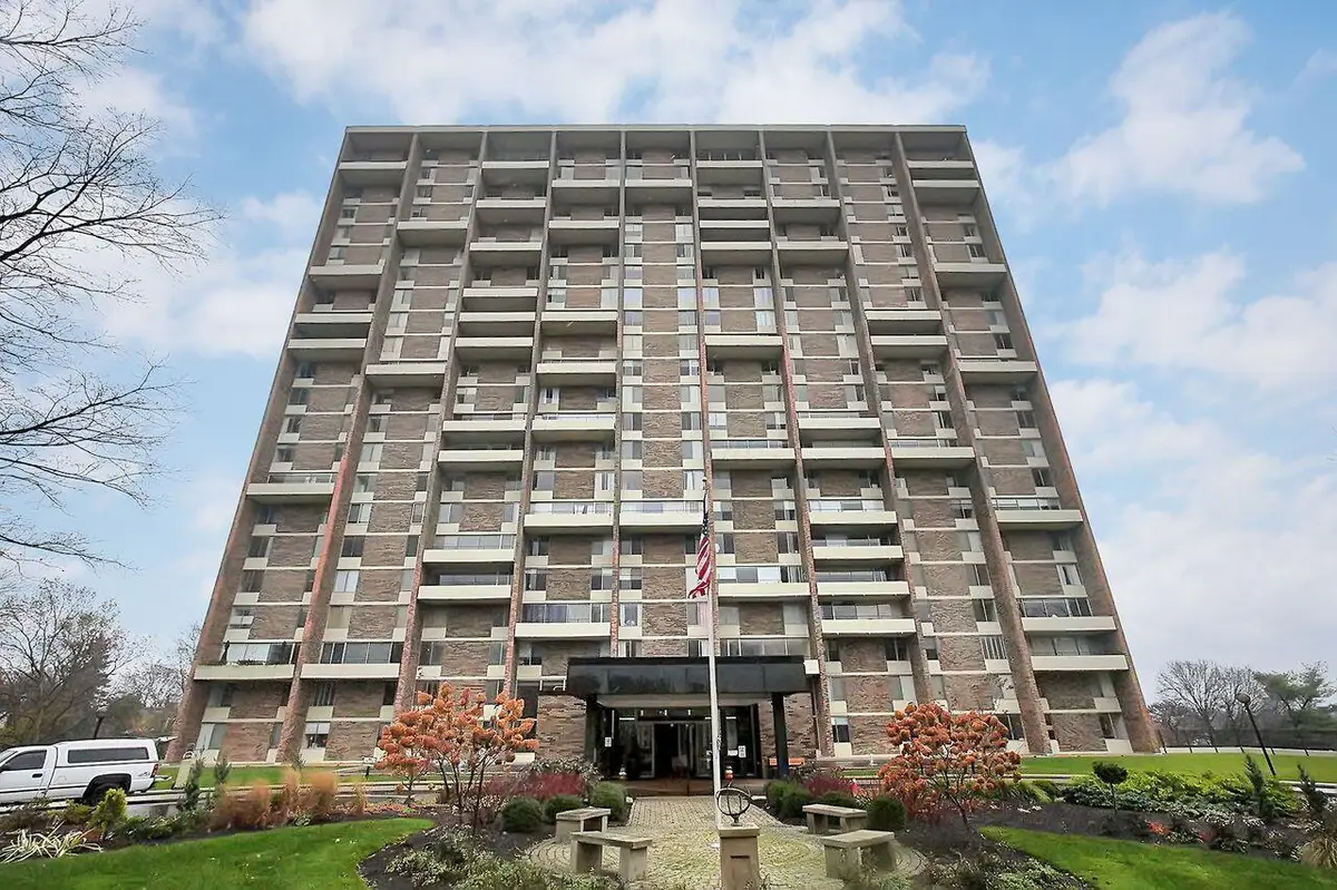 1000 Urlin Avenue, Columbus, OH 43212 - Image #1