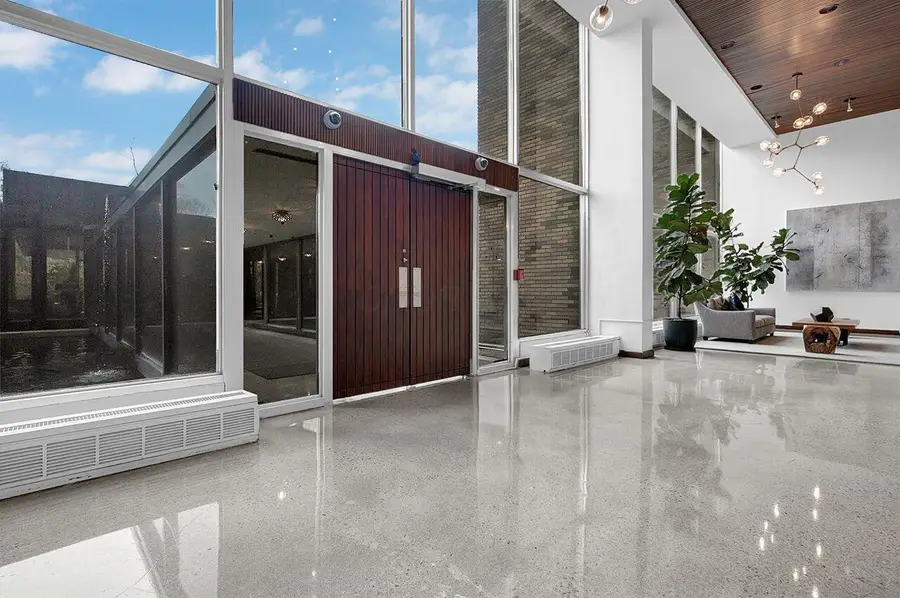 1000 Urlin Avenue, Columbus, OH 43212 - Image #2