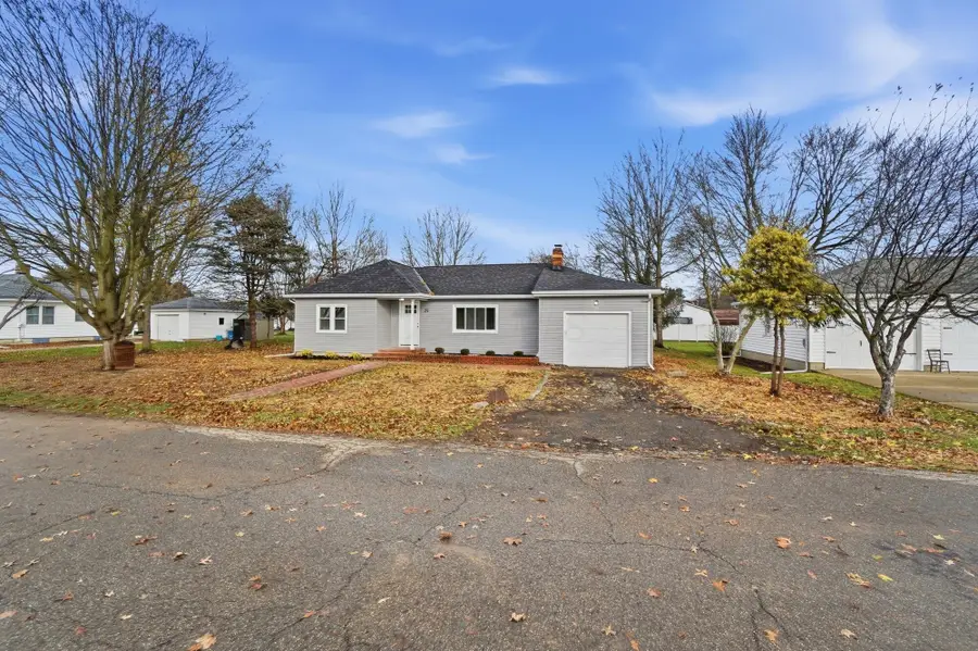 25 Crestview Drive, Fredericktown, OH 43019 - Image #3