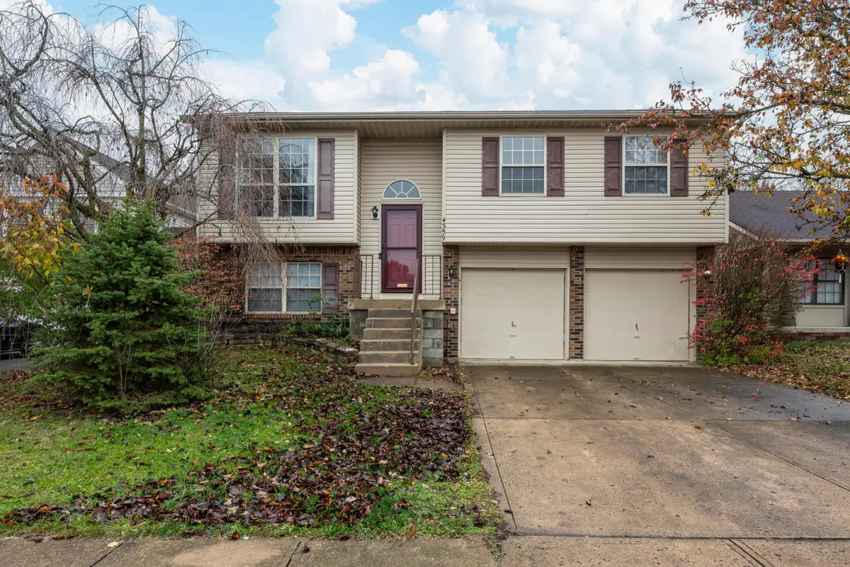 4359 Honeywood Court, Columbus, OH 43228 - Image #1
