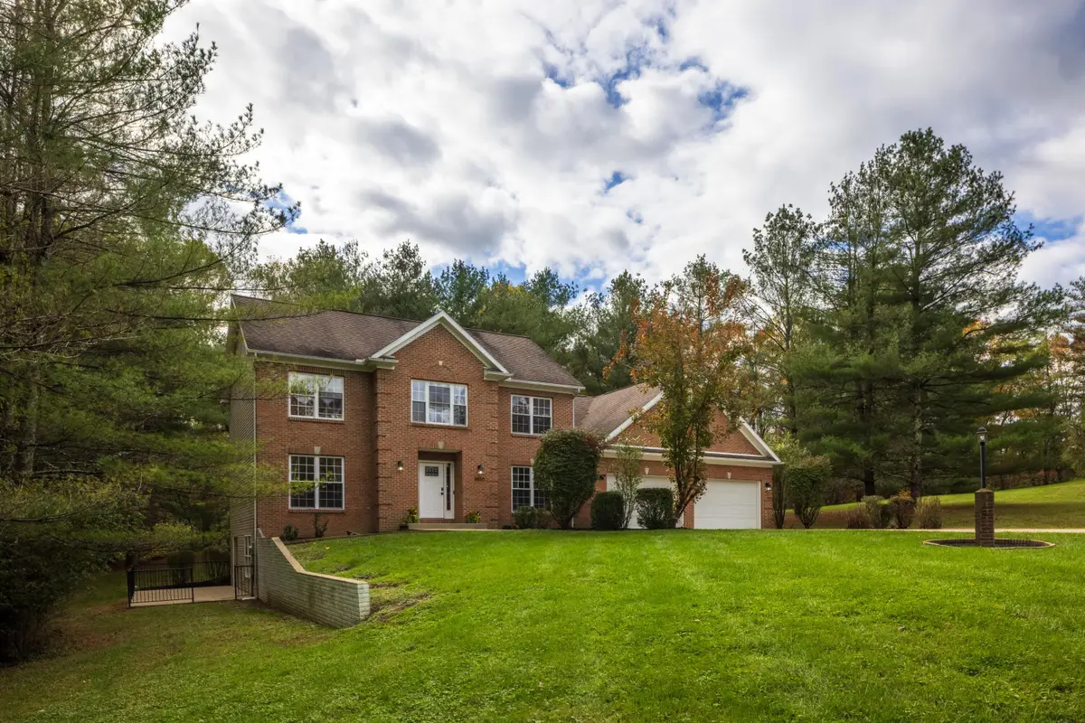 8850 Lavelle Road, Athens, OH 45701 - Image #1