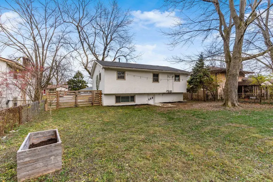 6035 Karl Road, Columbus, OH 43229 - Image #3