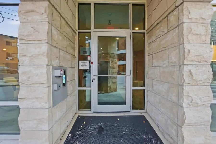 196 S Grant Avenue S, Columbus, OH 43215 - Image #2