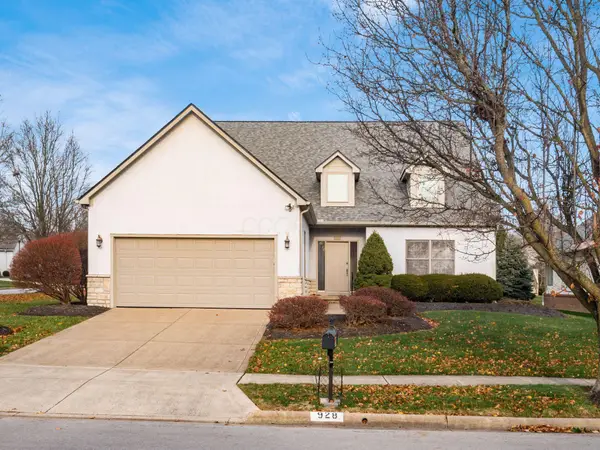 928 Linworth Village Drive, Columbus, OH 43235