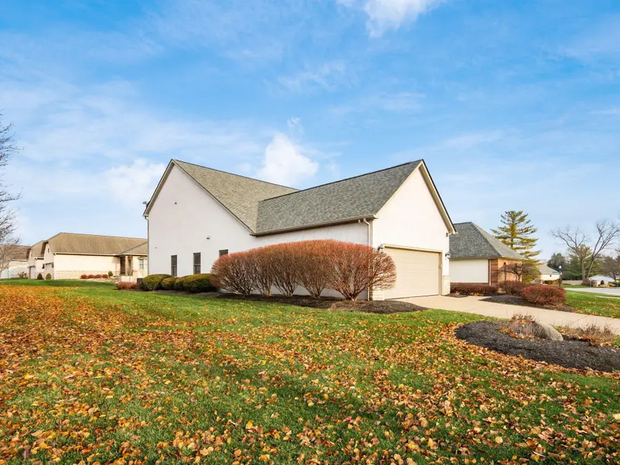 928 Linworth Village Drive, Columbus, OH 43235 - Image #3