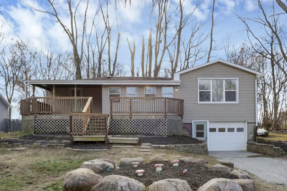 8890 Lancaster Thornville Road Ne, Pleasantville, OH 43148 - Image #1