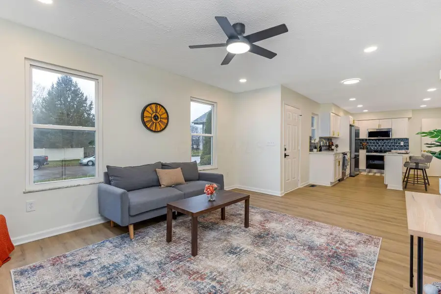 6040 Thatcher Drive, Dublin, OH 43017 - Image #3