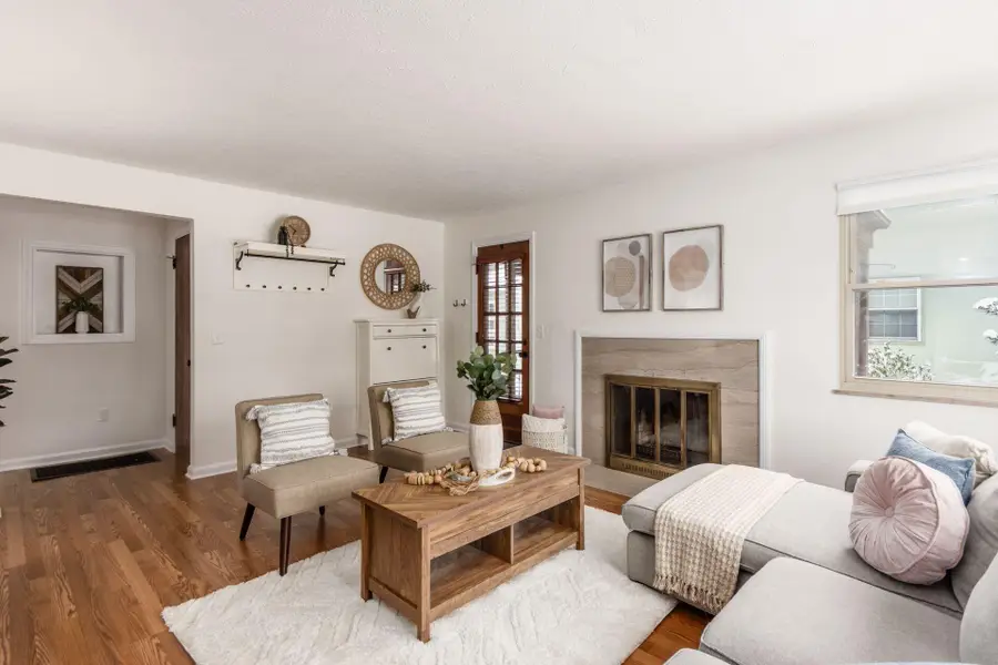 261 S Kellner Road, Columbus, OH 43209 - Image #2