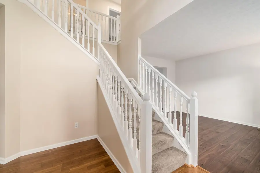 7916 Bridge Crossing Court, Powell, OH 43065 - Image #2