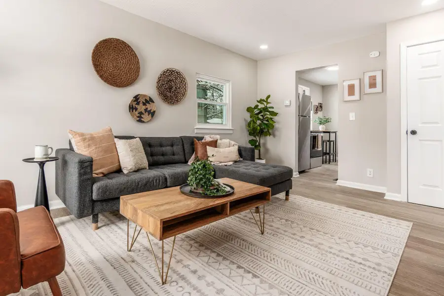 2205 Lexington Avenue, Columbus, OH 43211 - Image #2