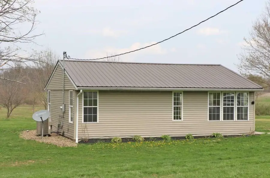 17129 Murray Road, Mount Vernon, OH 43050 - Image #2