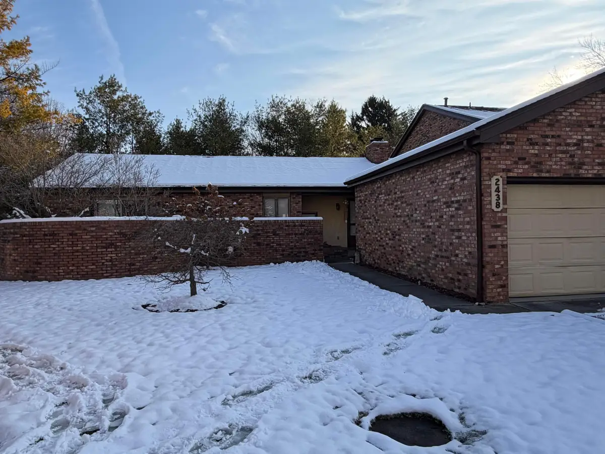 2438 Sherwood Villa, Columbus, OH 43221 - Image #1