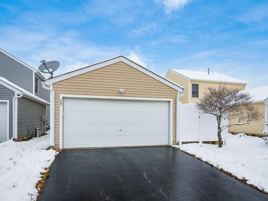 5507 Poolbeg Street, Canal Winchester, OH 43110 - Image #2