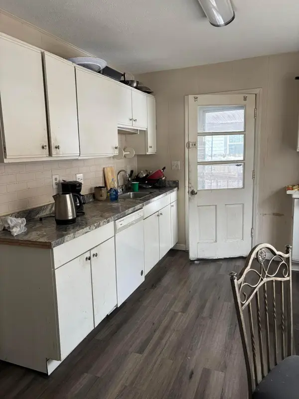 2096 Colfax Avenue, Columbus, OH 43224