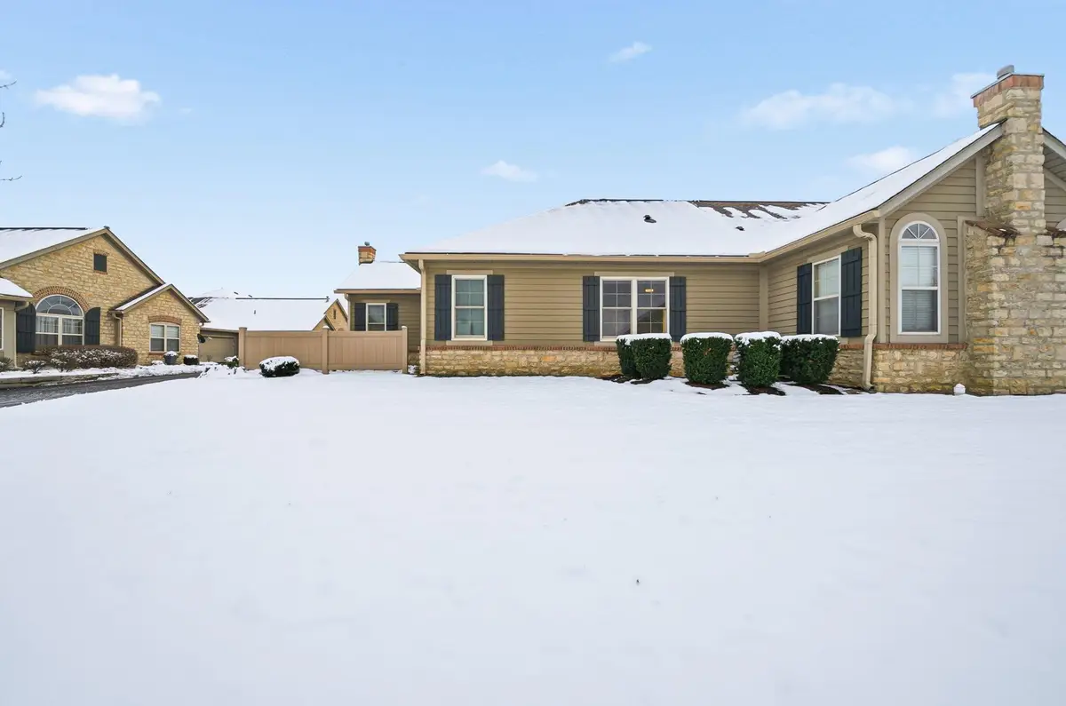 1393 Cascade Drive, Grove City, OH 43123 - Image #1