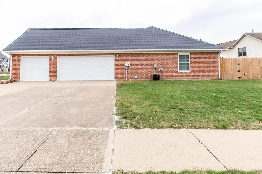7909 Court Ridge Lane, Fairborn, OH 45324 - #3