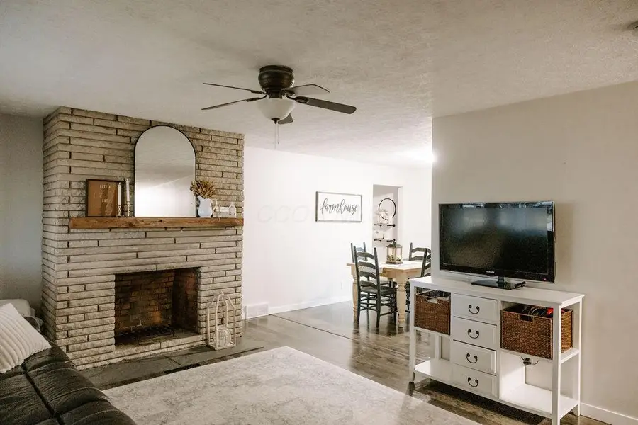 13903 School Lane Road, Centerburg, OH 43011 - Image #2