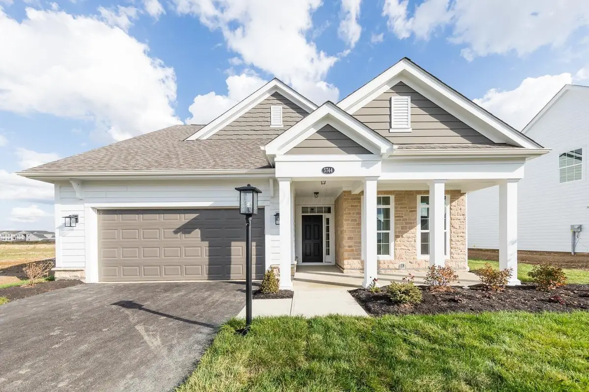 5744 Caulfield Lane, Dublin, OH 43016 - Image #1