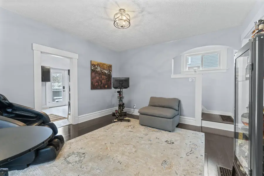 39 W Lakeview Avenue, Columbus, OH 43202 - Image #3