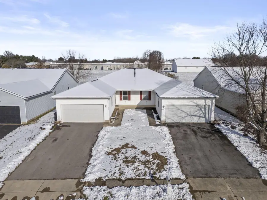 446 Courtland Lane, Pickerington, OH 43147 - Image #2