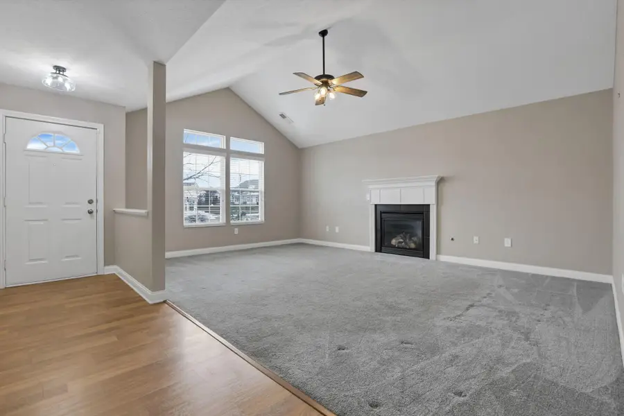 4526 Newport Loop E, Grove City, OH 43123 - Image #3