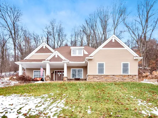 290 Jenna Drive, Newark, OH 43055