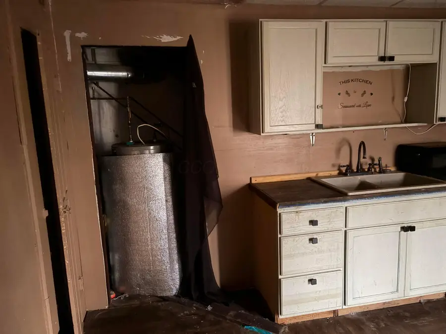 1020 Beatty Avenue, Cambridge, OH 43725 - Image #3