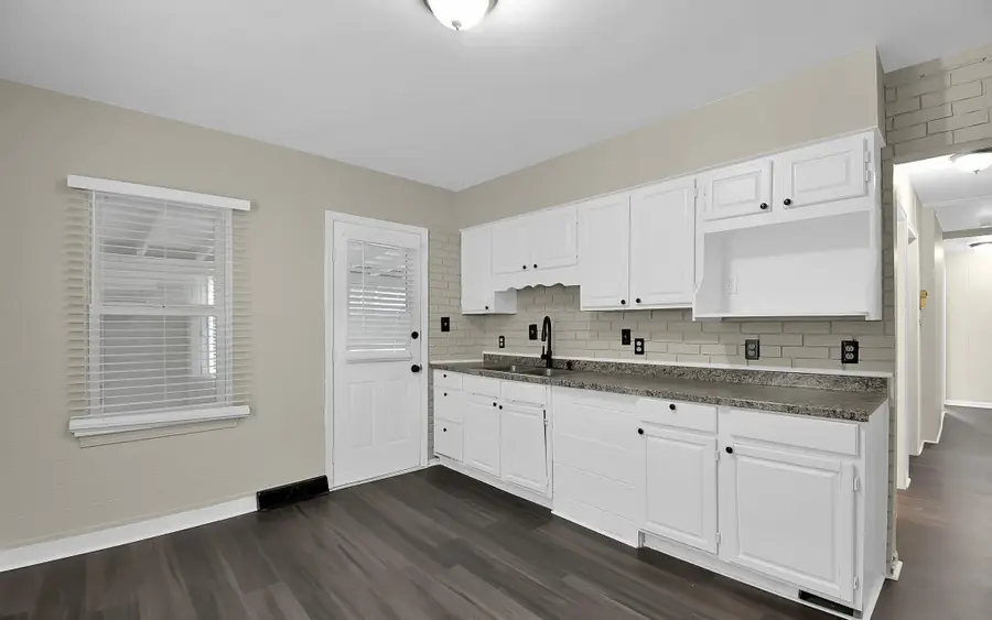 849 Ruby Avenue, Columbus, OH 43227 - Image #3