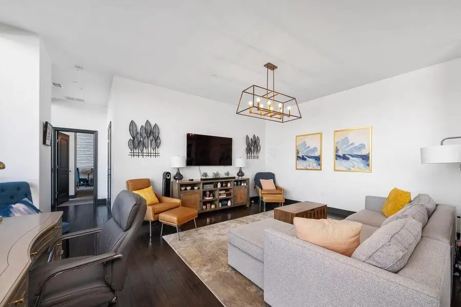 250 W Spring Street, Columbus, OH 43215 - Image #3