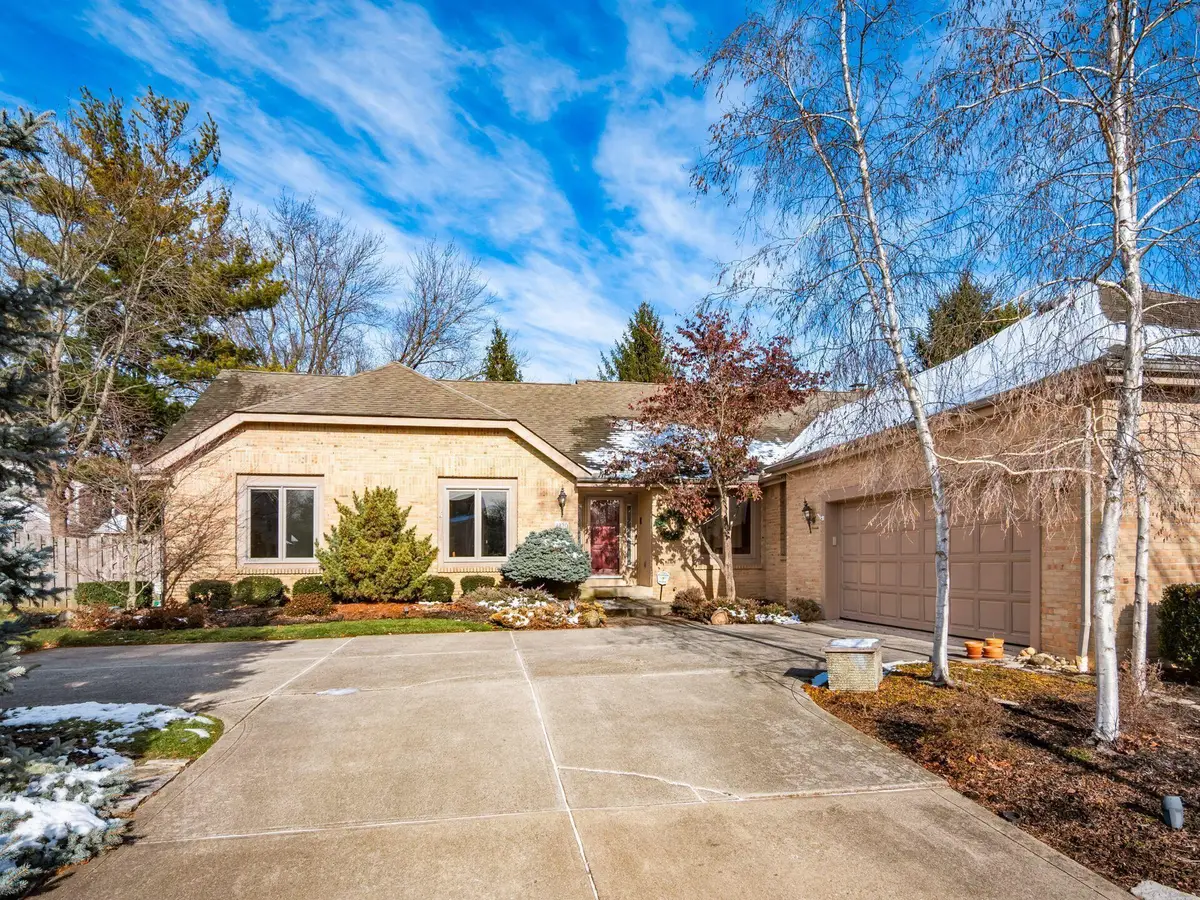 3320 Scioto Run Boulevard, Hilliard, OH 43026 - Image #1