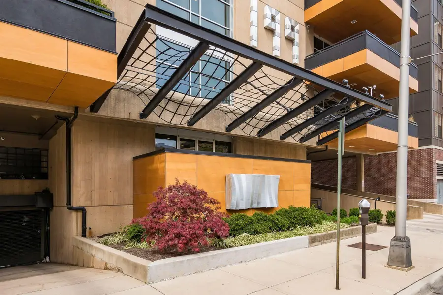 199 S 5th Street, Columbus, OH 43215 - Image #2