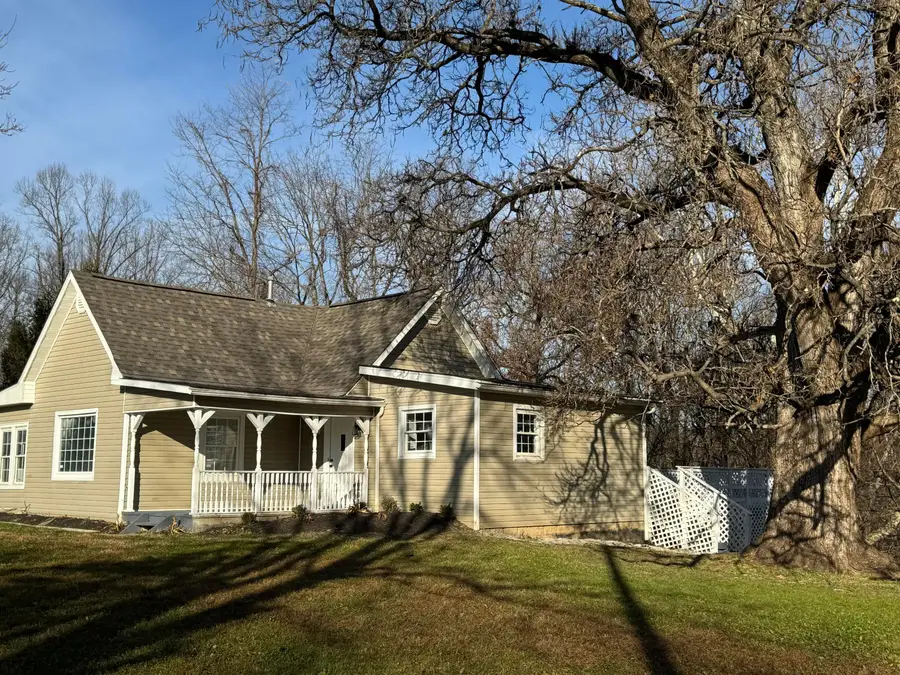 34956 Clay Bank Road, Logan, OH 43138 - Image #2