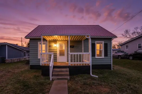 227 E Lincoln Street, New Lexington, OH 43764