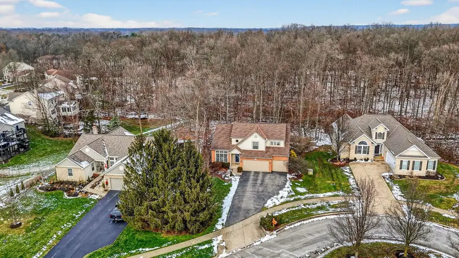 2070 Bryton Drive, Powell, OH 43065 - Image #3