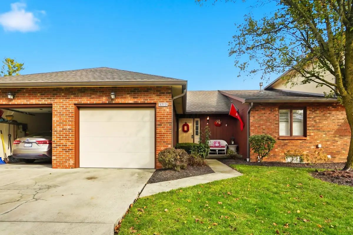 3213 Parkview Circle, Grove City, OH 43123 - Image #1