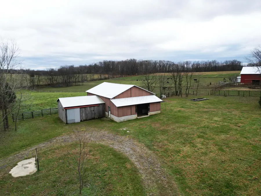 12967 Pleasant Valley Road Road Ne, Utica, OH 43080 - Image #2