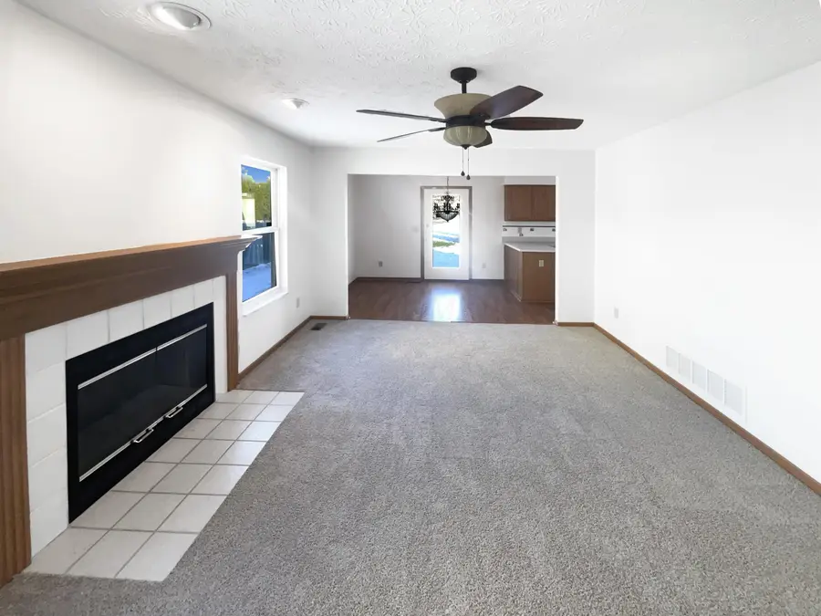 3376 Oak Bend Boulevard, Canal Winchester, OH 43110 - Image #3