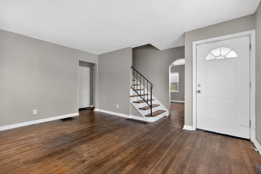 2131 Argyle Drive, Columbus, OH 43219 - Image #3