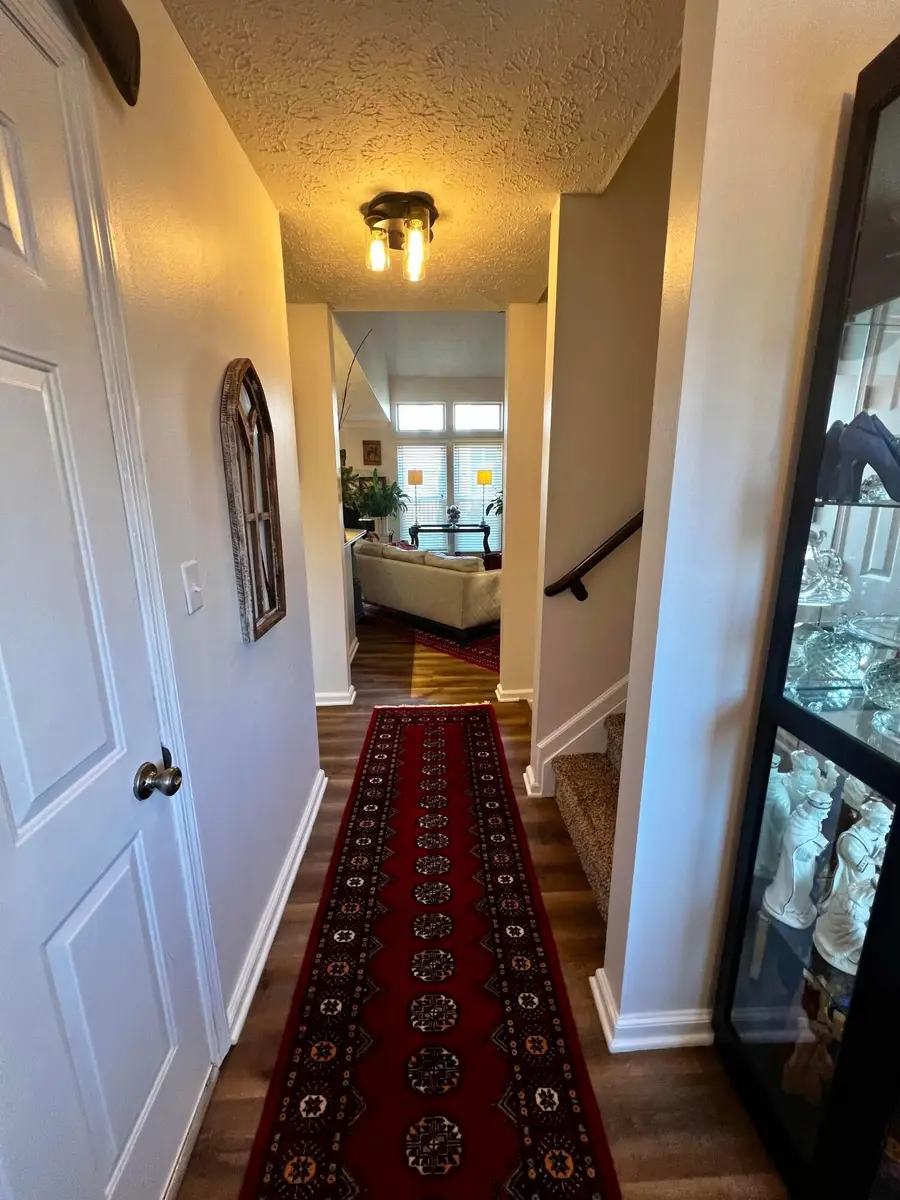 3429 Eastwoodlands Trail, Hilliard, OH 43026 - Image #2