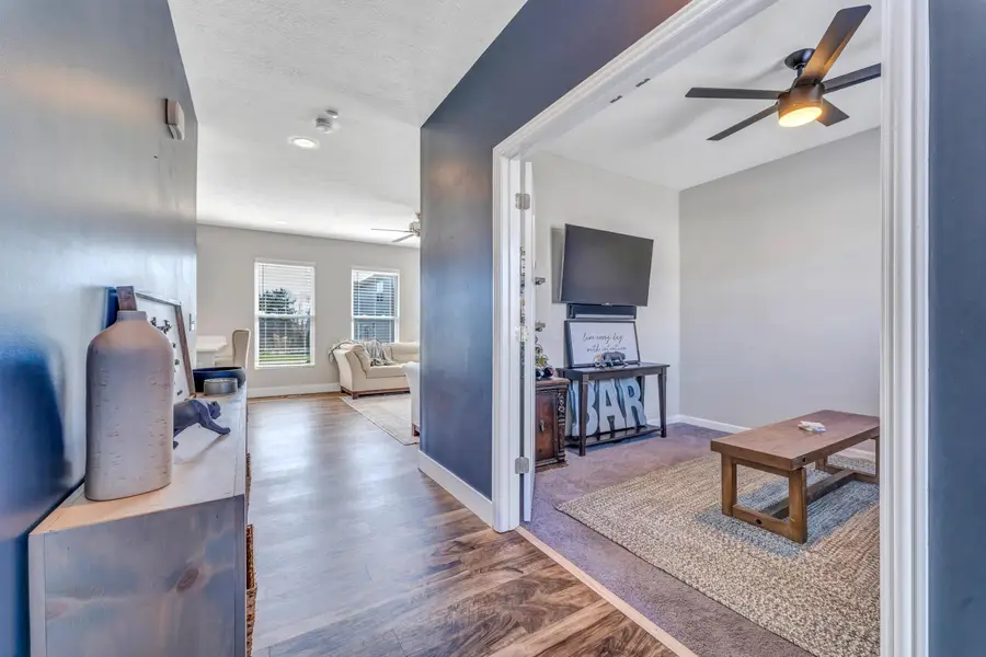 4858 Farview Road, Columbus, OH 43231 - Image #2