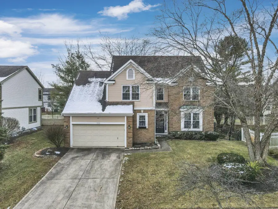 7352 Old Creek Lane, Canal Winchester, OH 43110 - Image #3