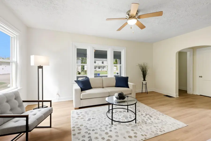 2143 Leonard Avenue, Columbus, OH 43219 - Image #3