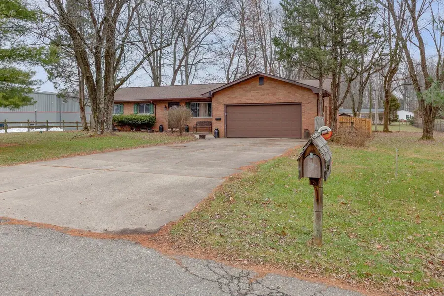 49 S Summit Ridge Road S, Reynoldsburg, OH 43068 - Image #2