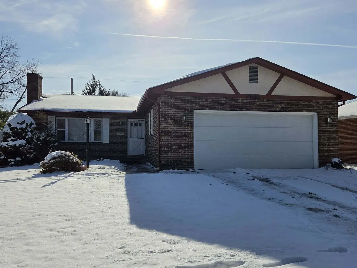 2635 Dartmoor Road, Grove City, OH 43123 - Image #1