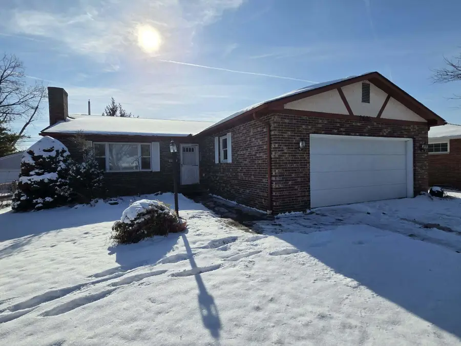 2635 Dartmoor Road, Grove City, OH 43123 - Image #2