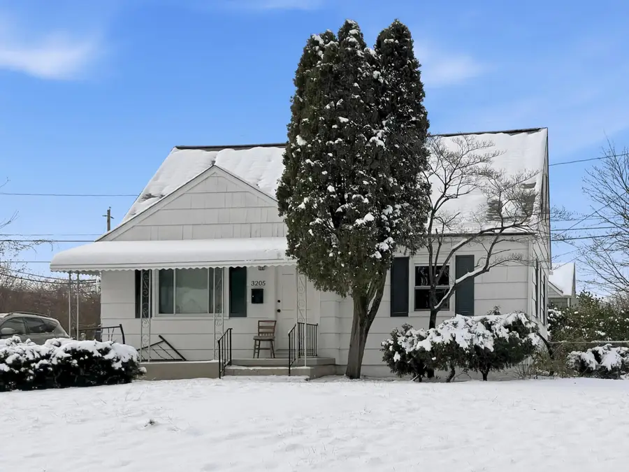 3205 Hamilton Avenue, Columbus, OH 43224 - Image #2