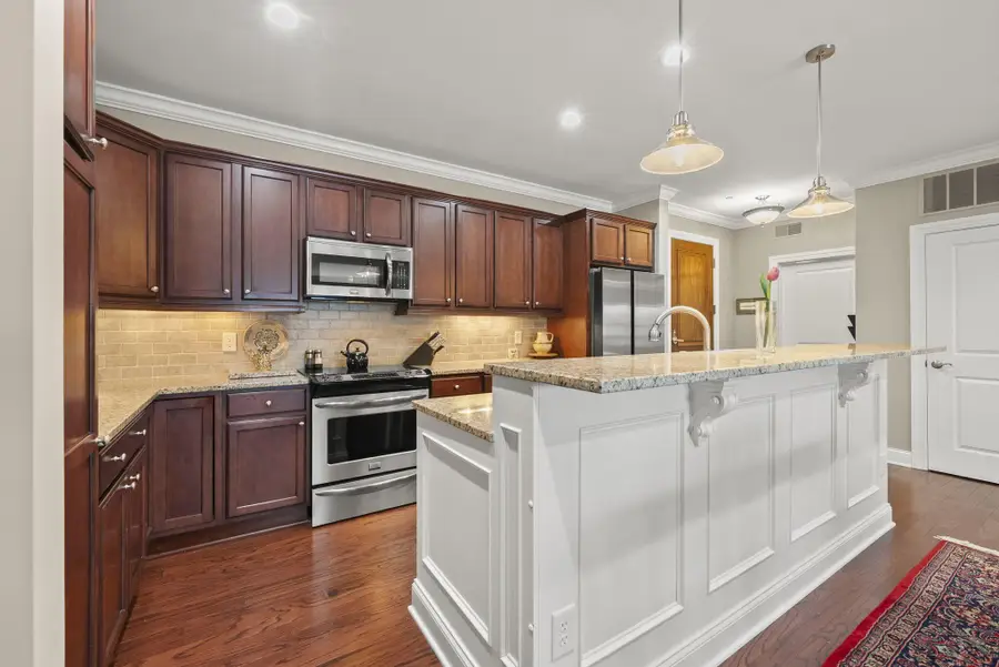 3175 Tremont Road, Columbus, OH 43221 - Image #3